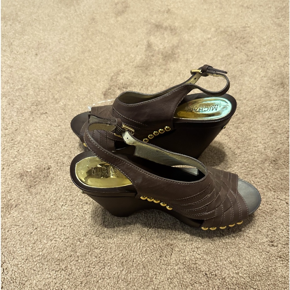 Michael Kors wedge size 7 Brand New!!